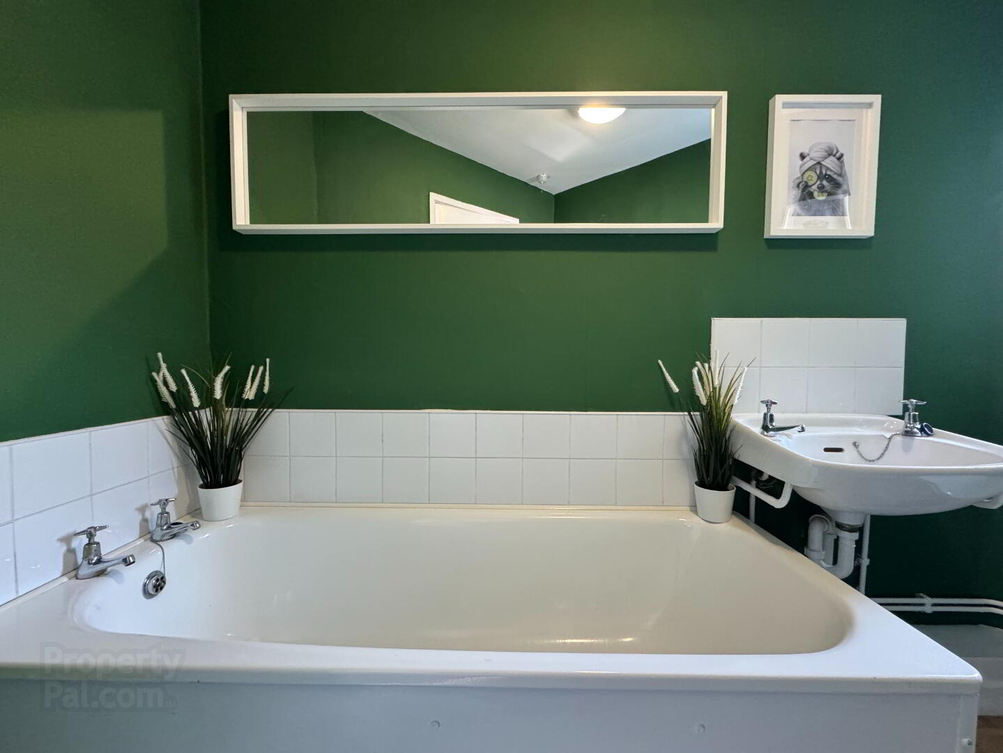 29b Glenkeen Drive 12 of 12