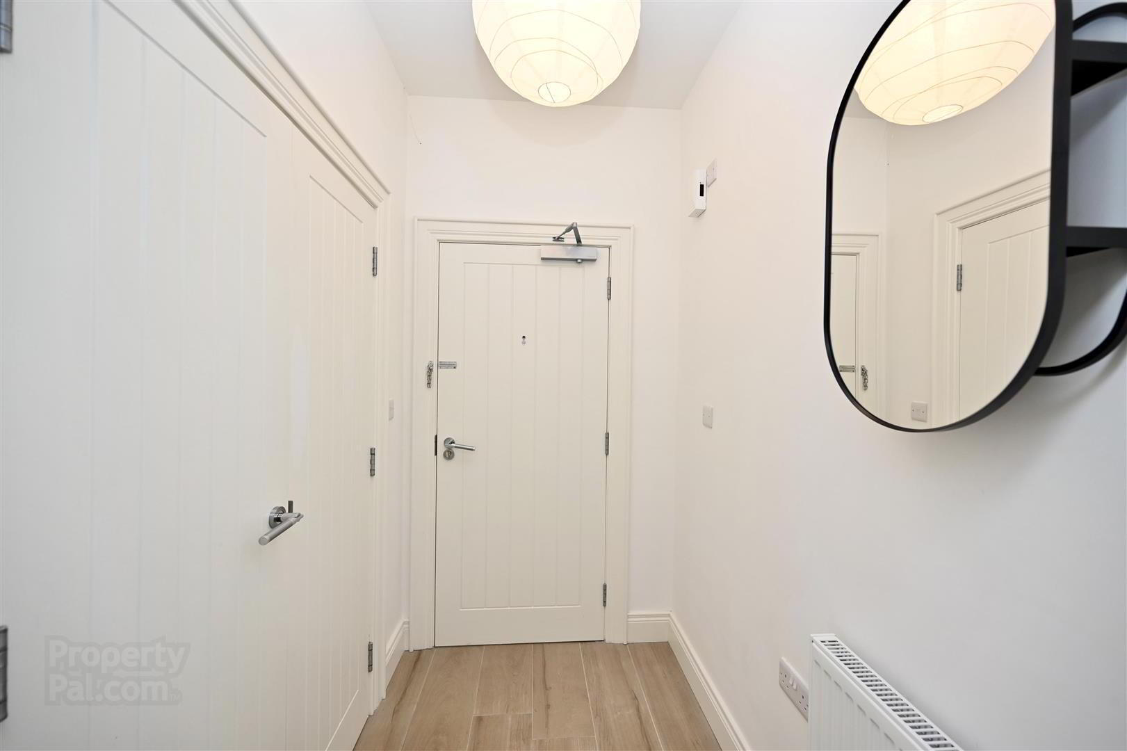 Apt 6, 15 Ballantine Square 6 of 31