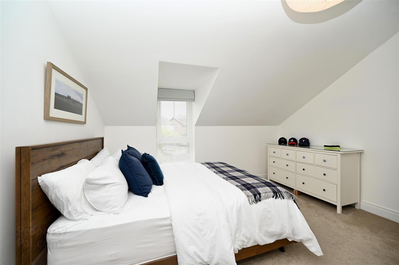 Apt 6, 15 Ballantine Square 18 of 31