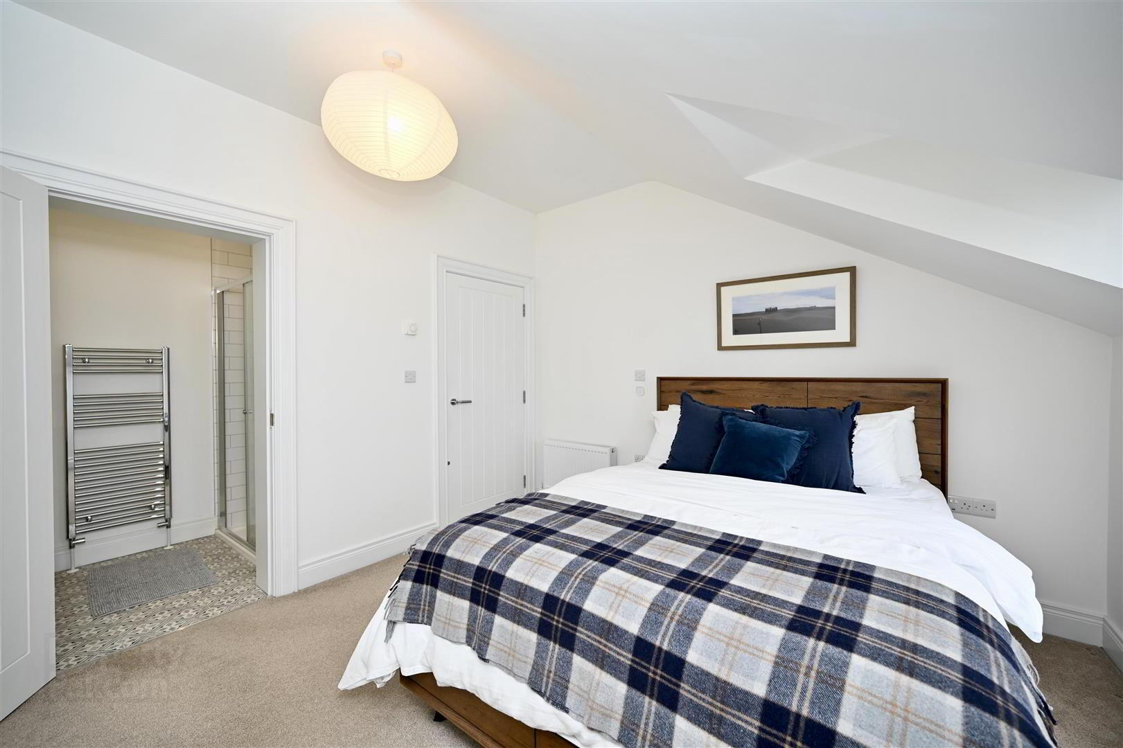 Apt 6, 15 Ballantine Square 19 of 31