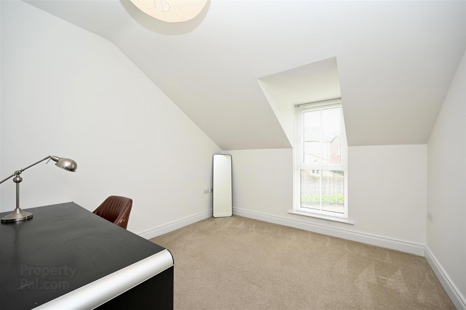 Apt 6, 15 Ballantine Square 23 of 31