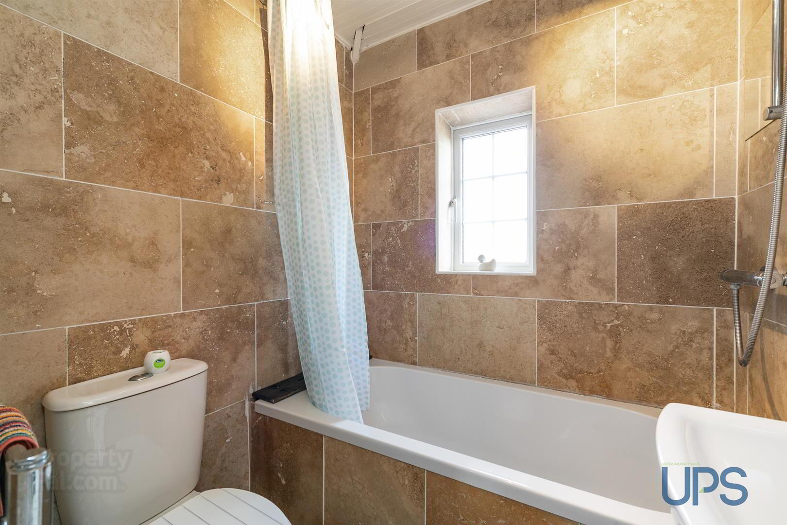 15 Andersonstown Crescent 15 of 22