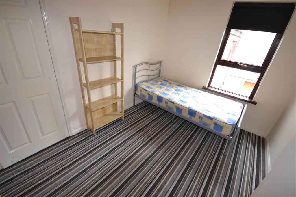 39 Locan Street 8 of 11