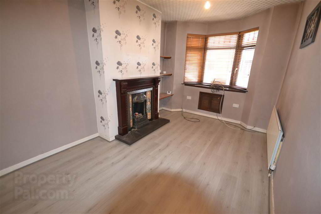 39 Locan Street 3 of 11