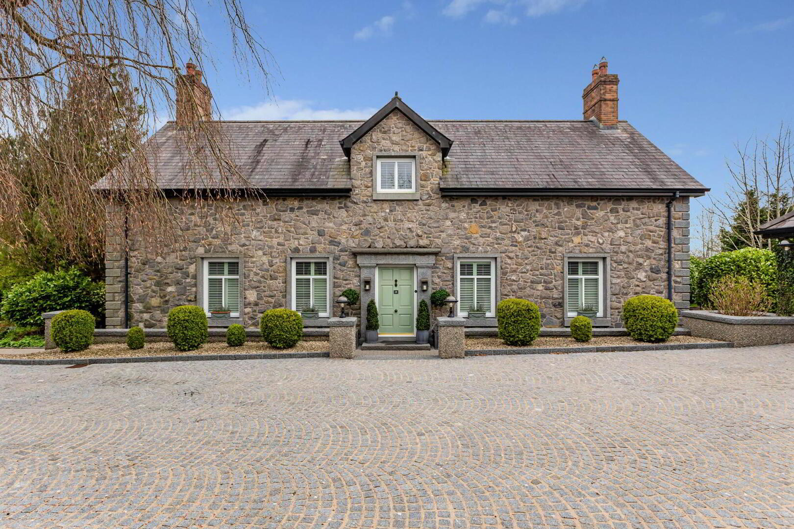 property description image