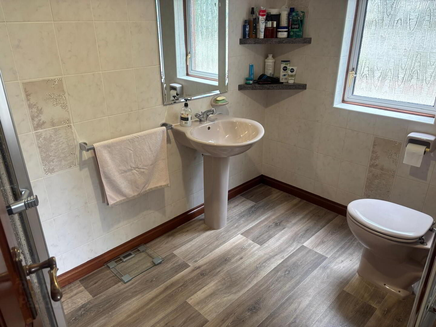 127 Dromore Road 9 of 15