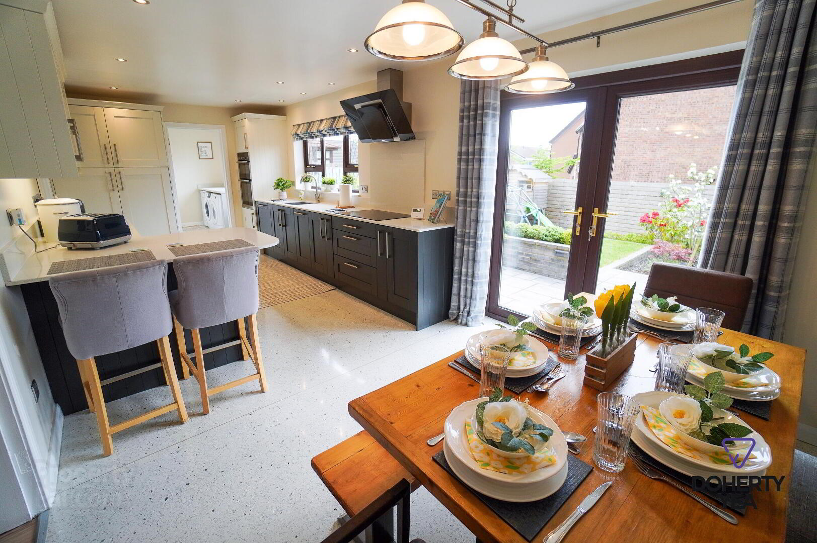 21 Craigs Road 6 of 19