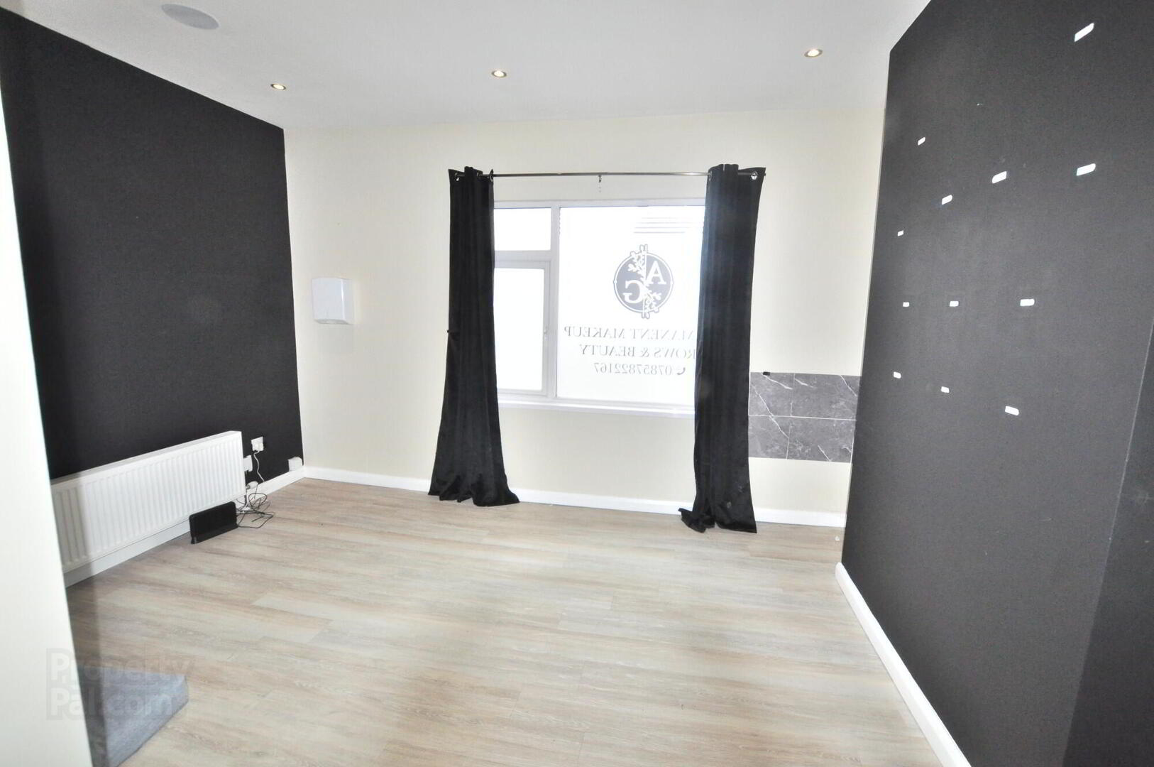 83 Ballygomartin Road 8 of 10