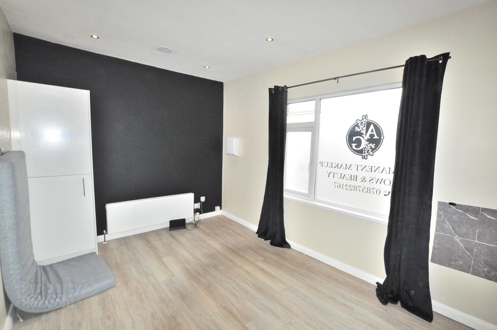 83 Ballygomartin Road 9 of 10
