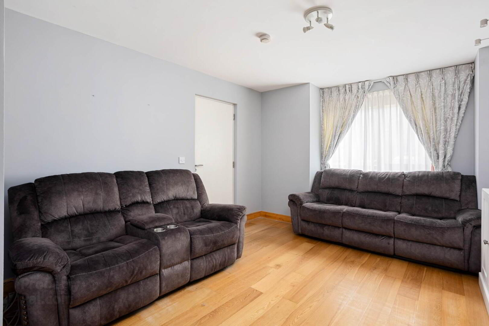 16 Castlegate Terrace 10 of 23