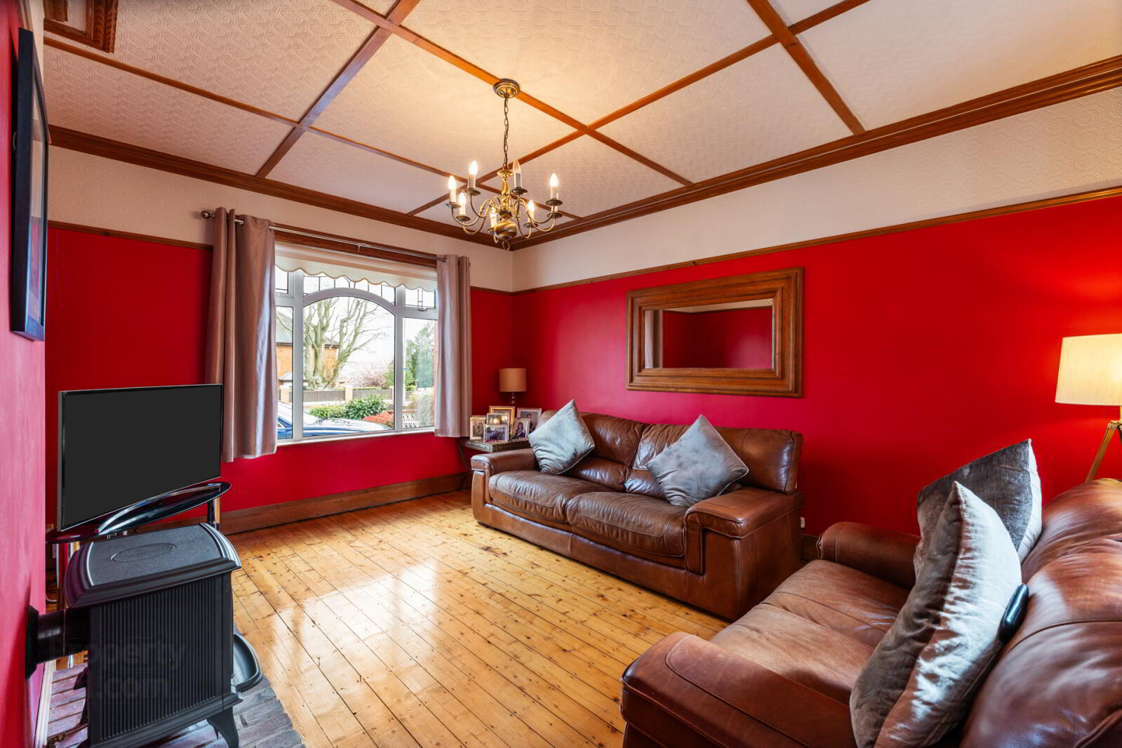 604 Antrim Road 5 of 37