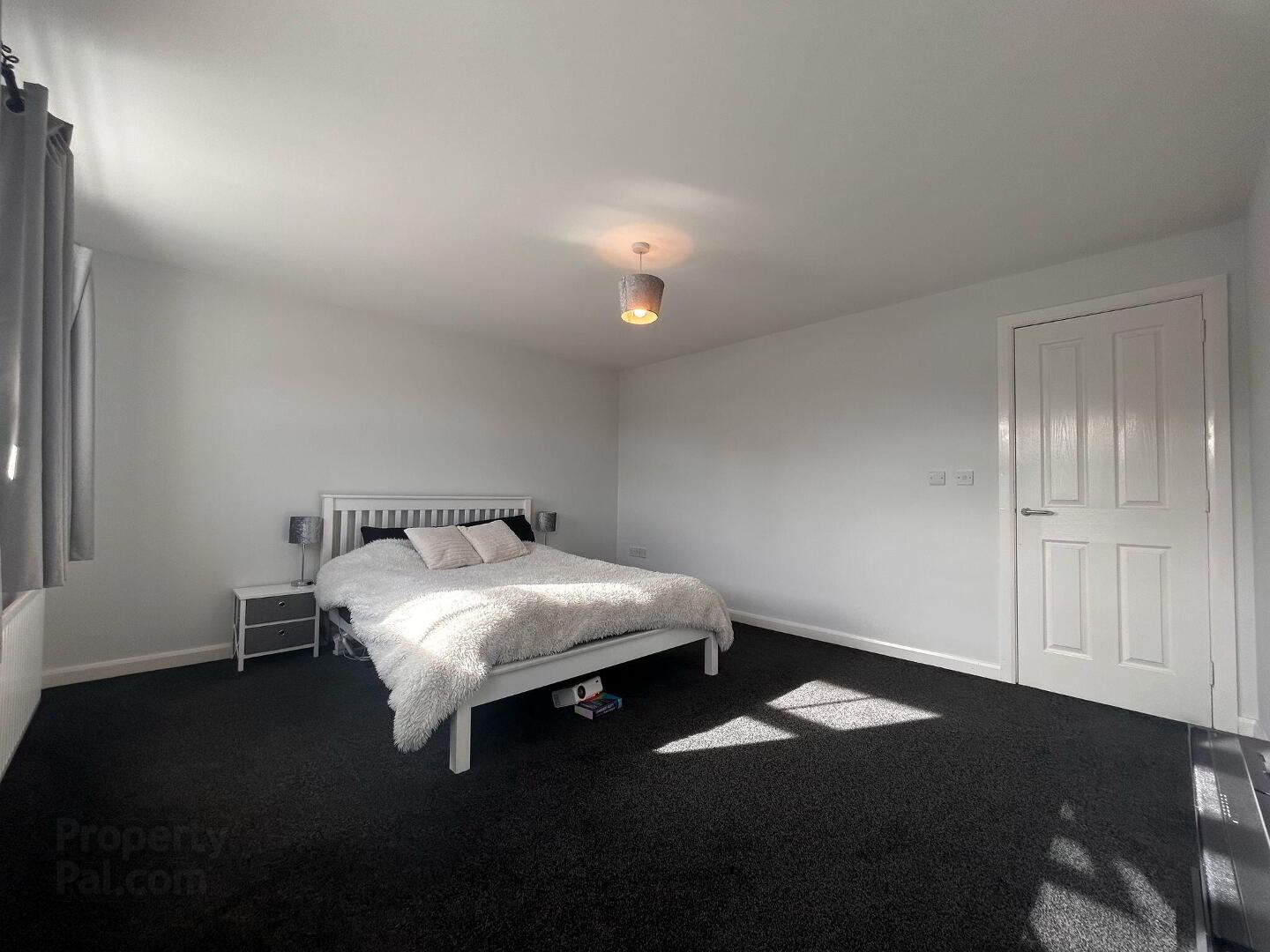 Apartment 1 20-24 Mill Street 13 of 15