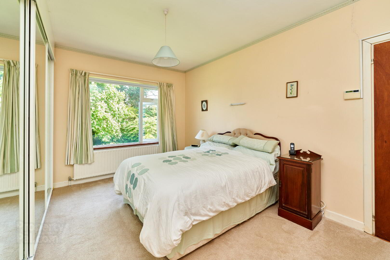 Sunville, Rosmeen 18 of 25