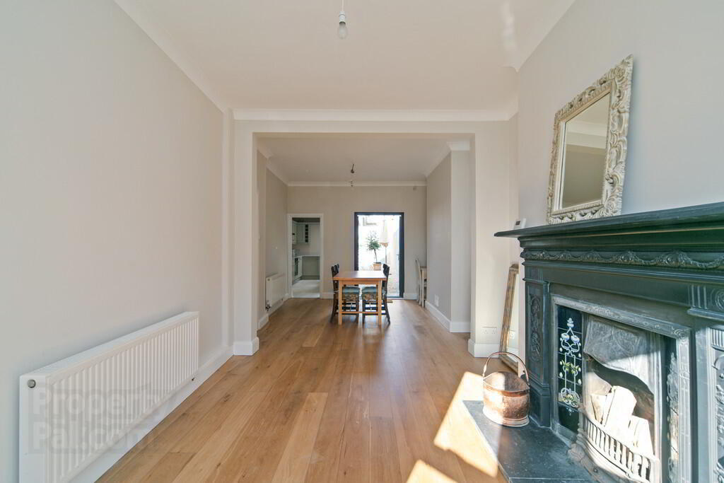 69 Surrey Street 7 of 26