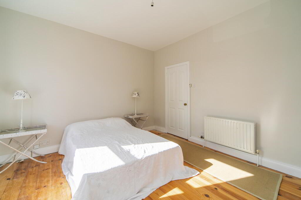 69 Surrey Street 14 of 26