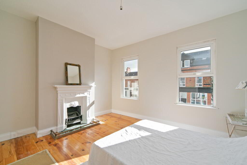 69 Surrey Street 13 of 26