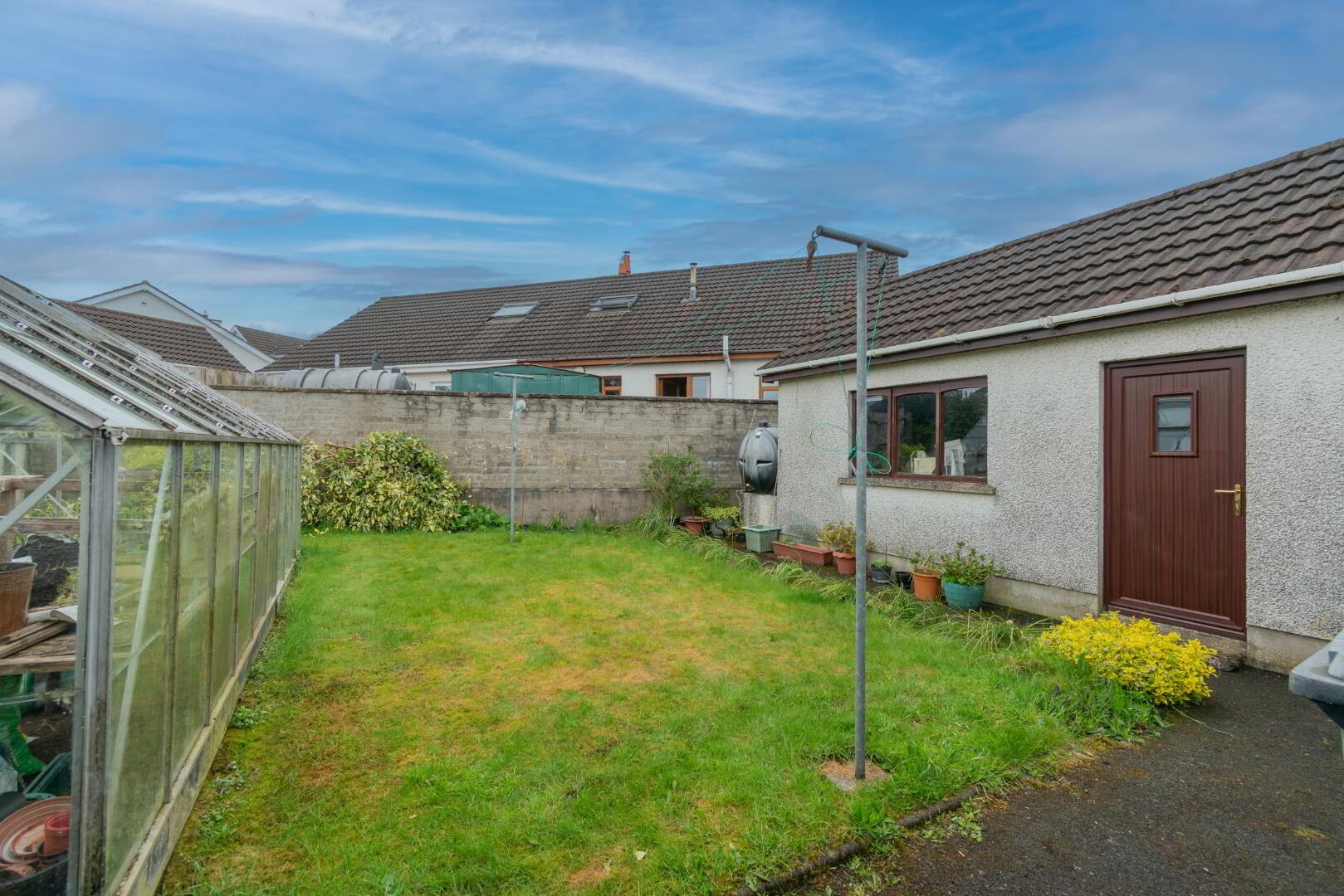 25 Thornbrooke 16 of 19
