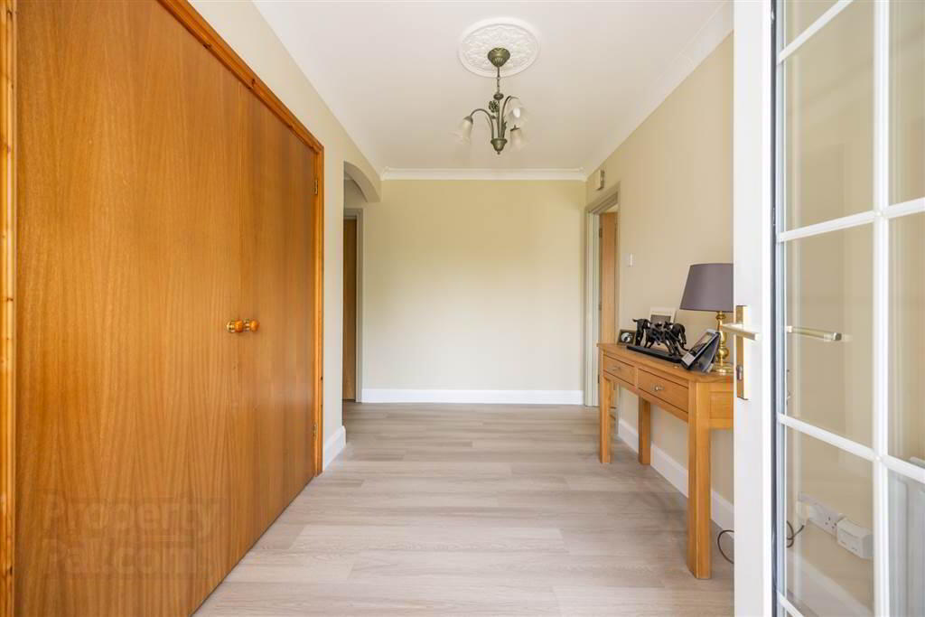 68 Grove Road 3 of 20