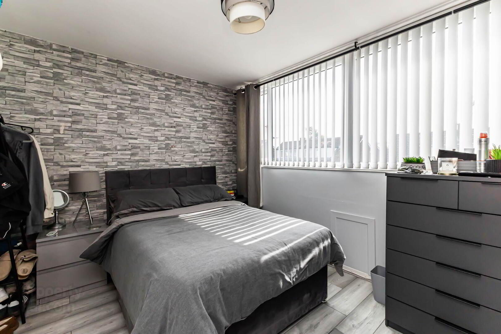 11 Dermott Green 13 of 19