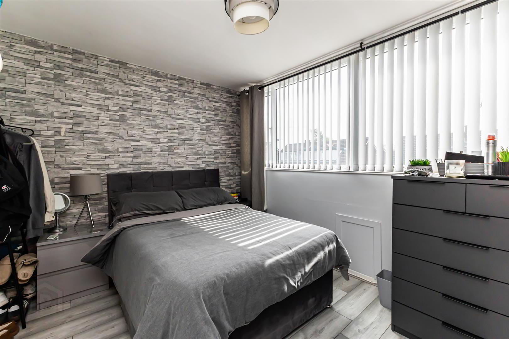 11 Dermott Green 13 of 19