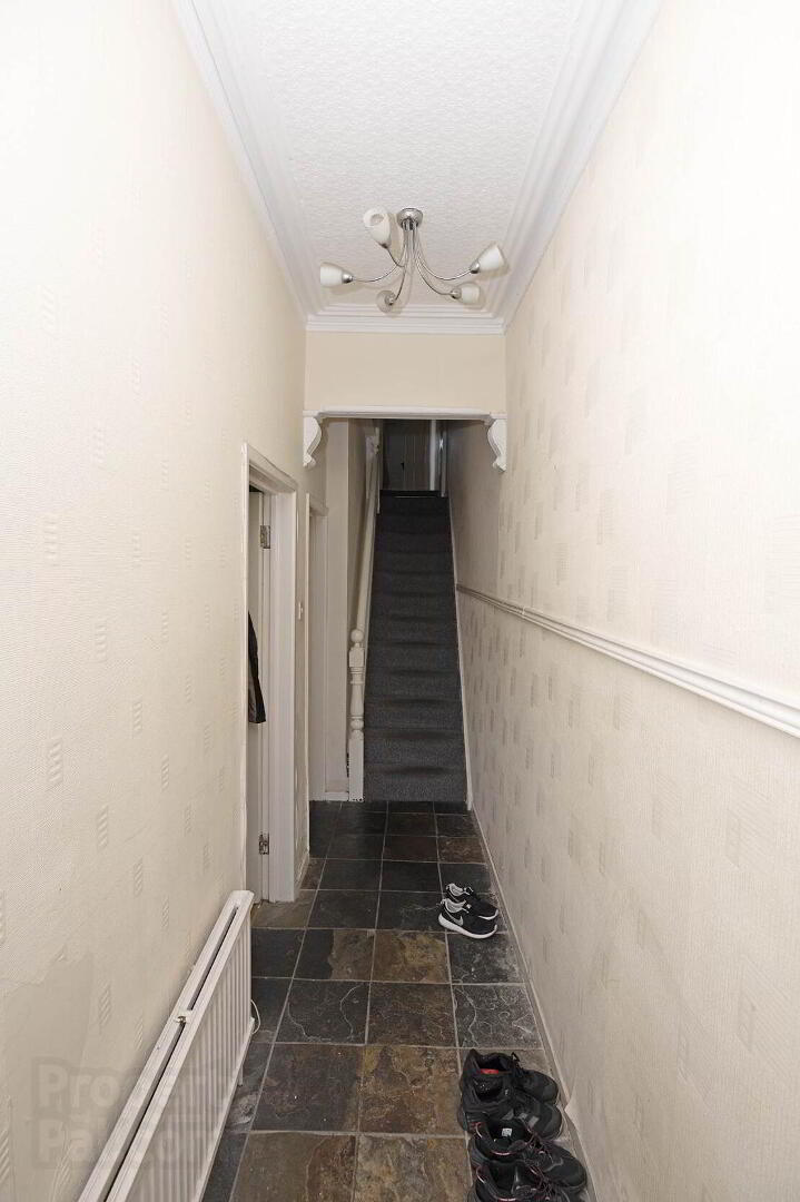 61 Victoria Street 3 of 17