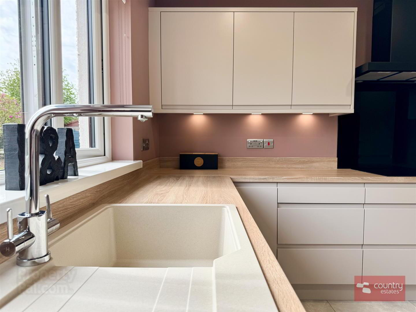 4 Highgrove Court 24 of 45