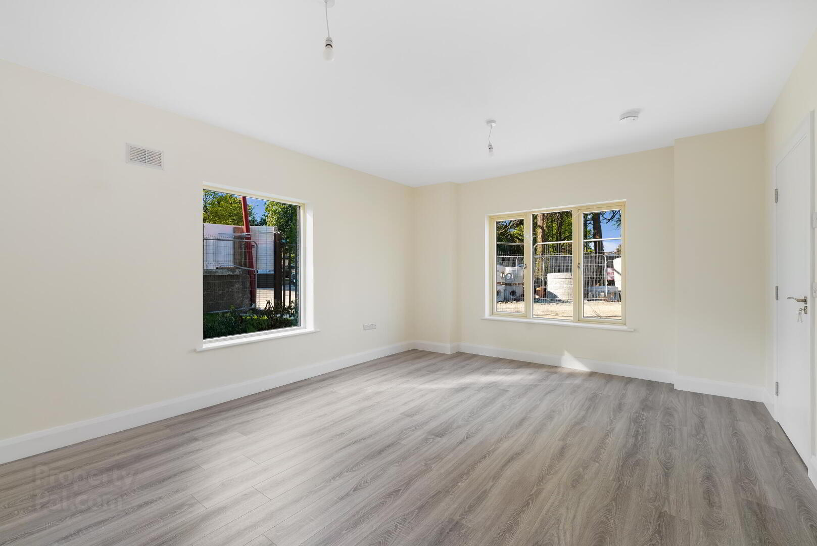 1 Marsville Mews 4 of 30