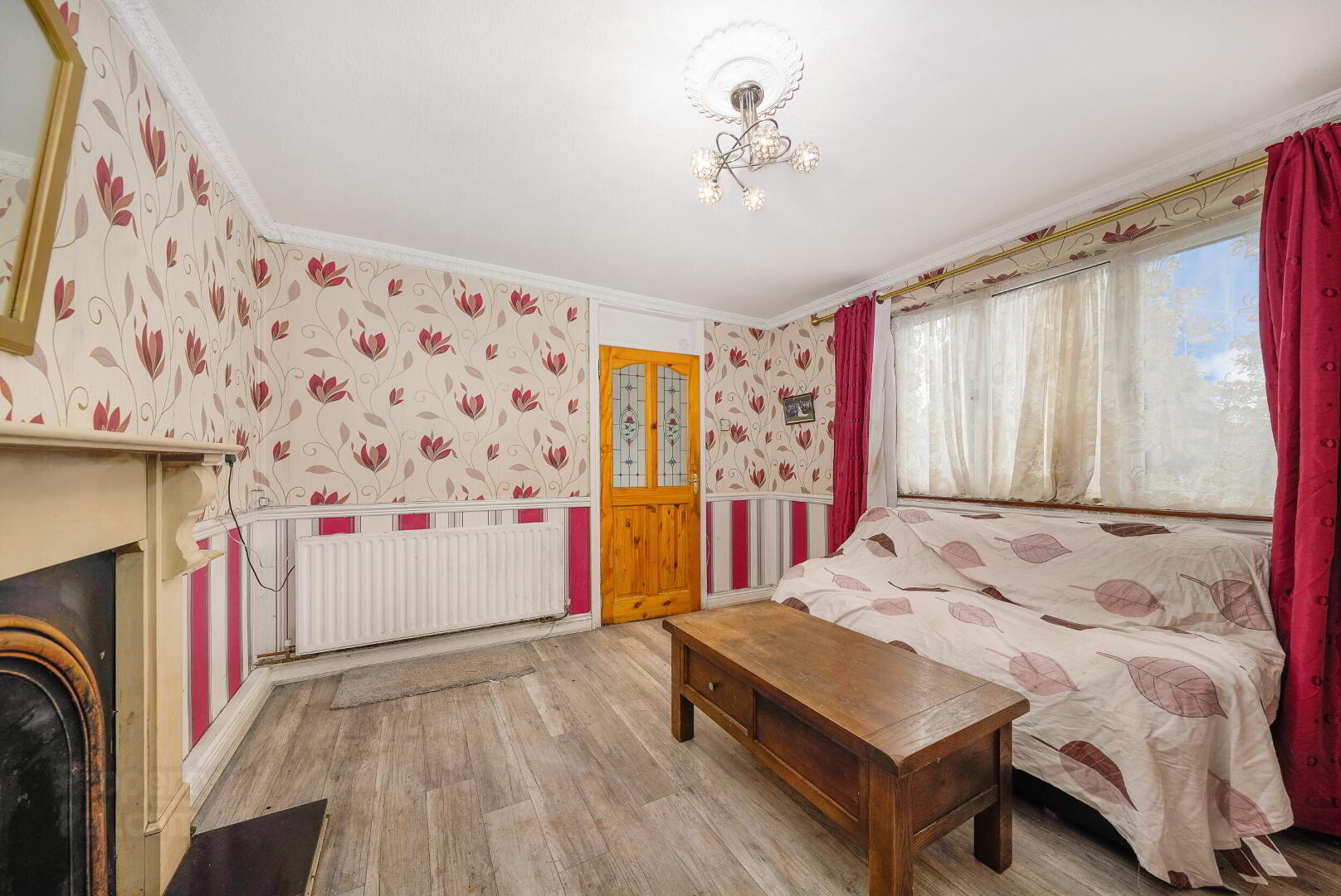 453 Casement Road 9 of 32