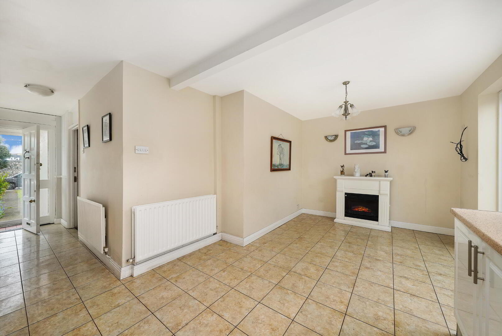 453 Casement Road 11 of 32