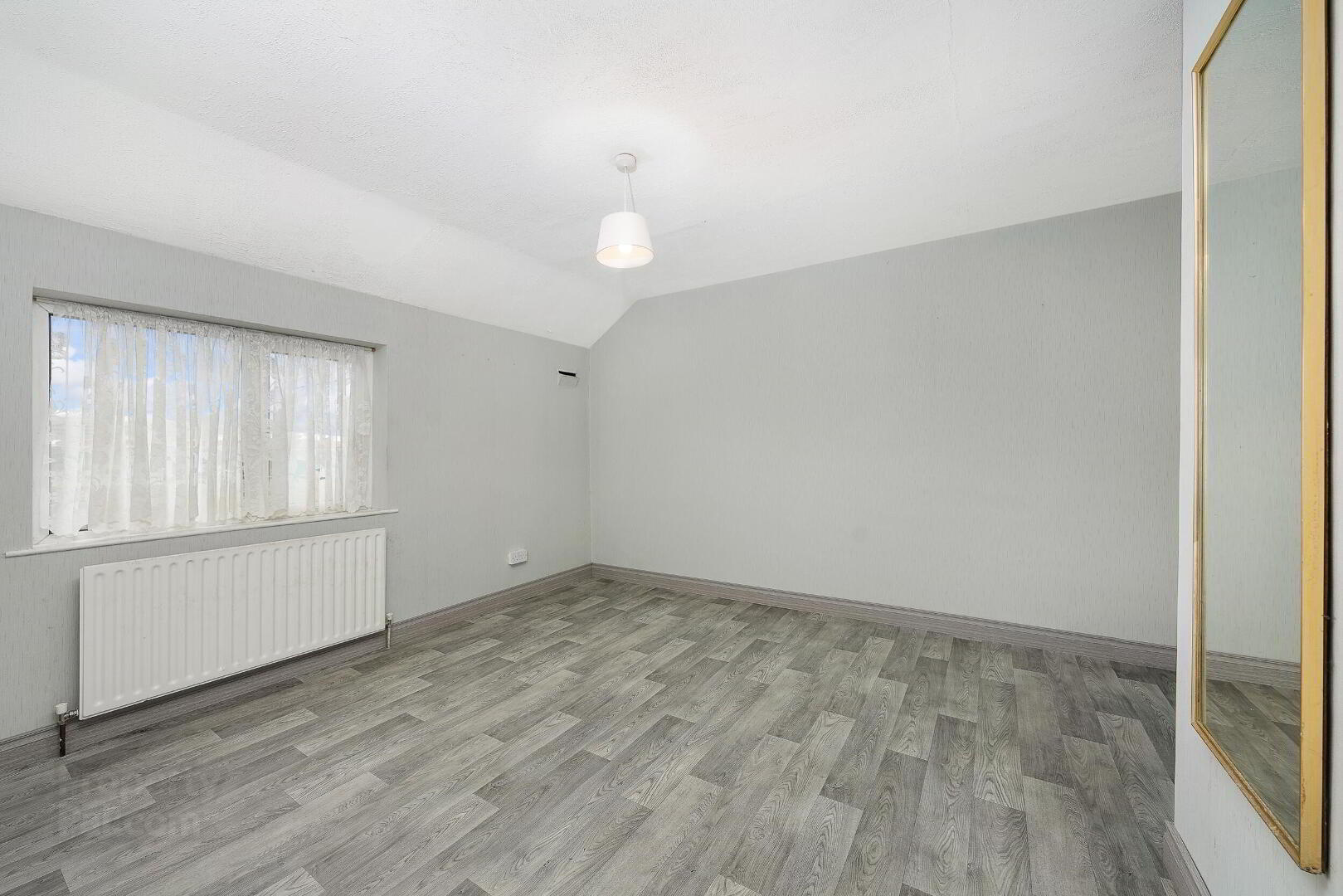 453 Casement Road 16 of 32