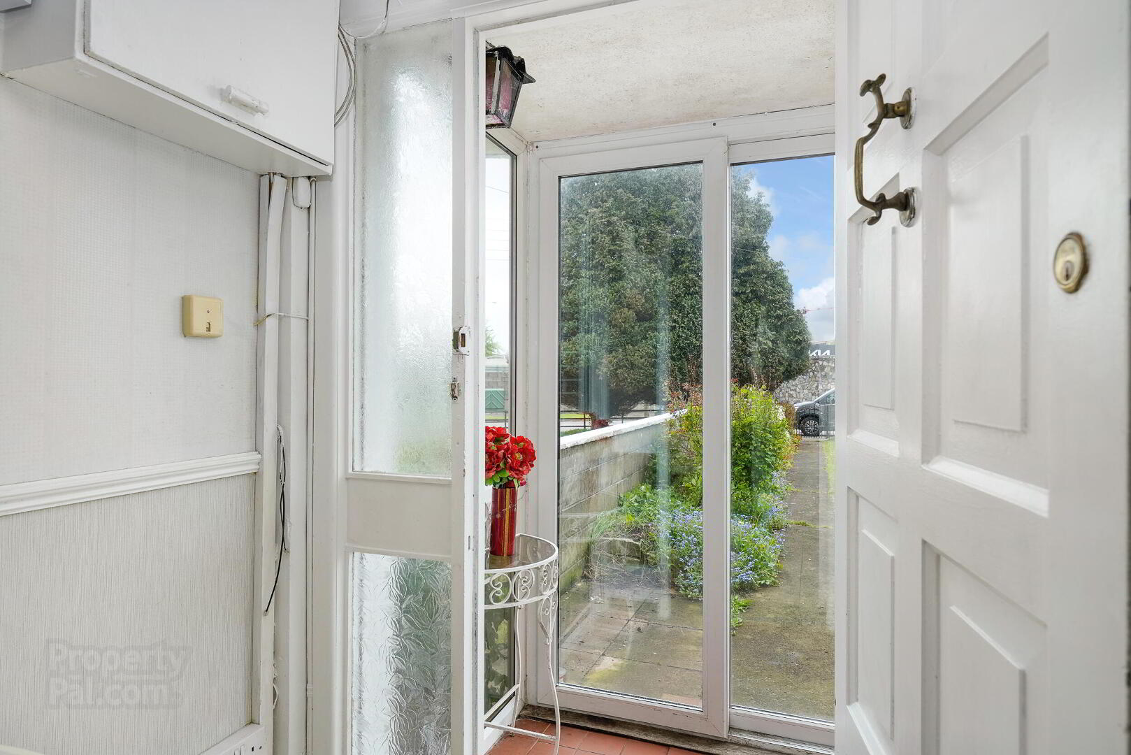 453 Casement Road 4 of 32