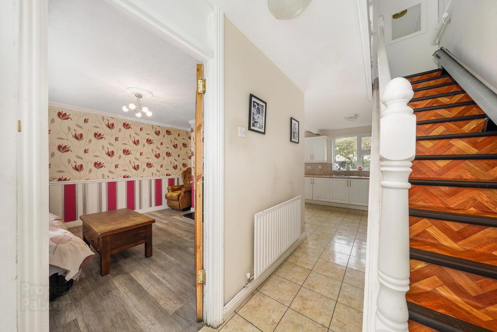 453 Casement Road 6 of 32
