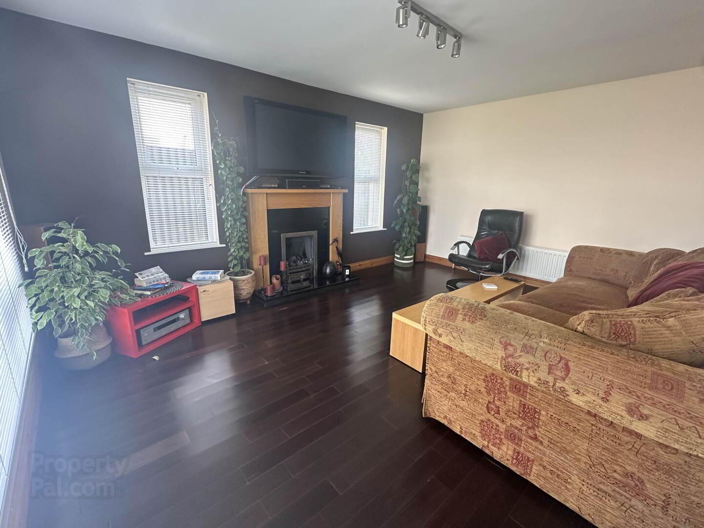 property description image