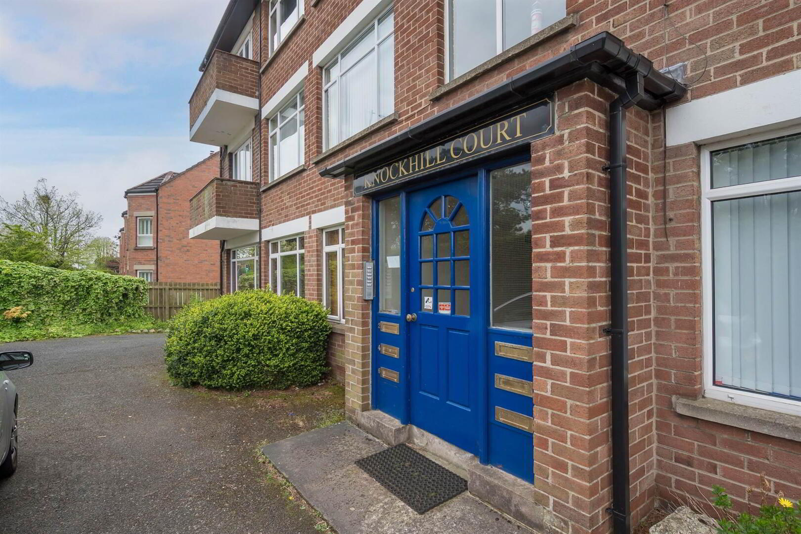 property description image