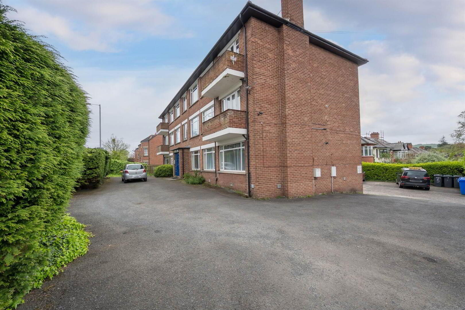 5 Knockhill Court, 359 Upper Newtownards Road 3 of 23