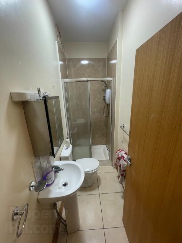 32 Lisburn Road 7 of 10