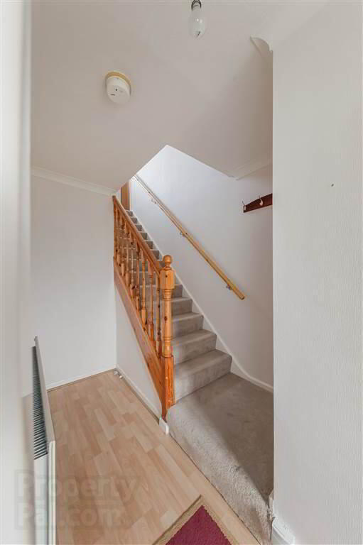 19 Hillmount Gardens 3 of 23