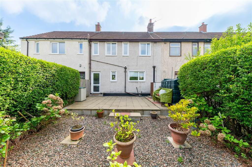 19 Hillmount Gardens 20 of 23