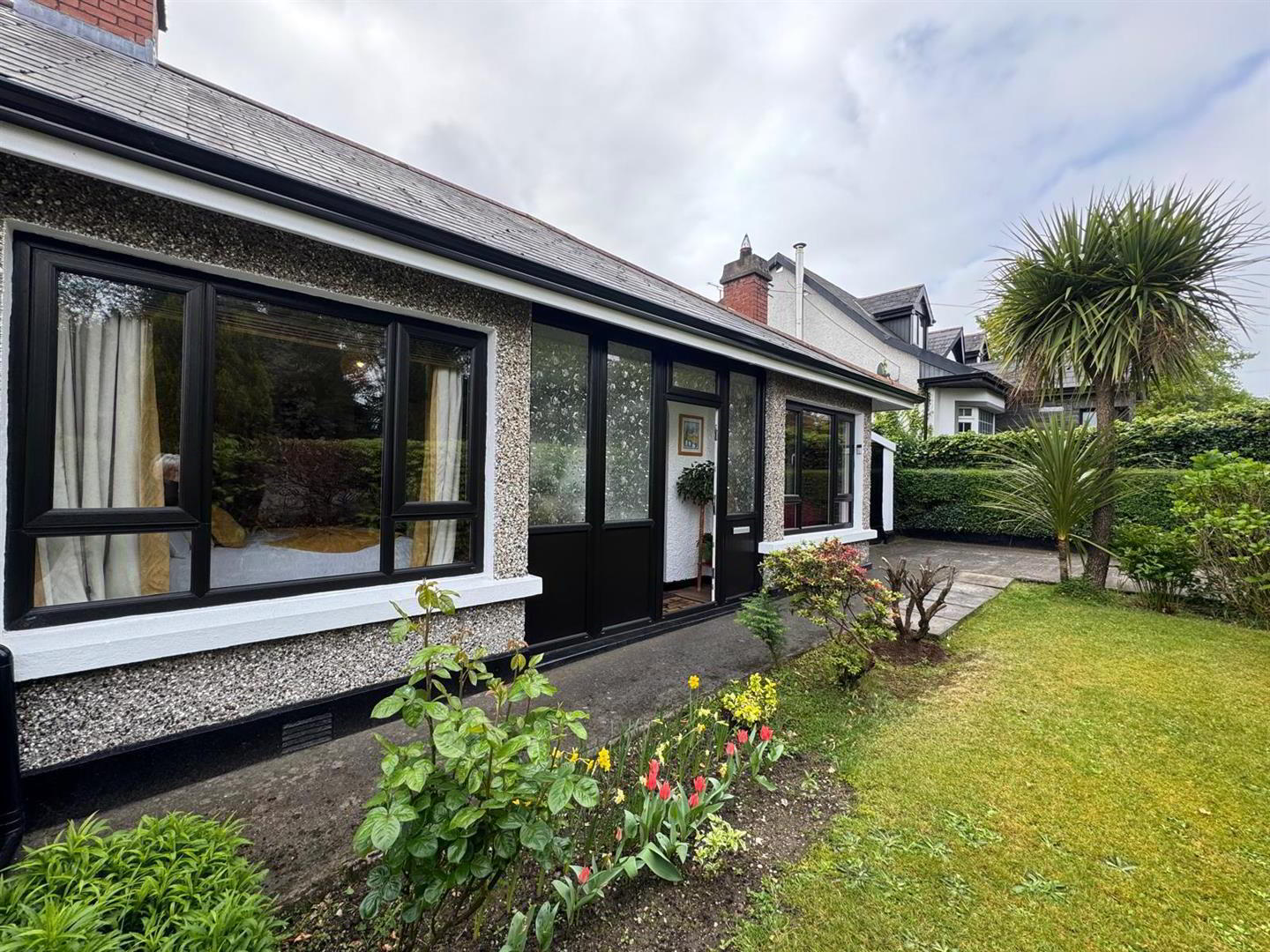 property description image