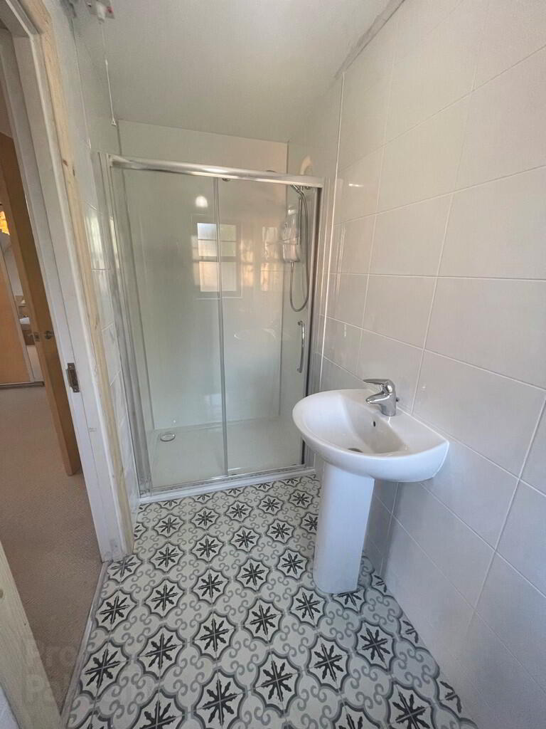7 Ormiston Square 12 of 16