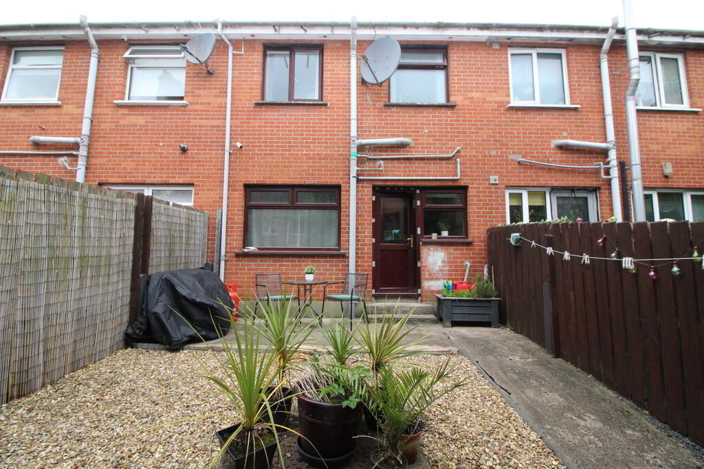 4 Brookvale Drive 16 of 17