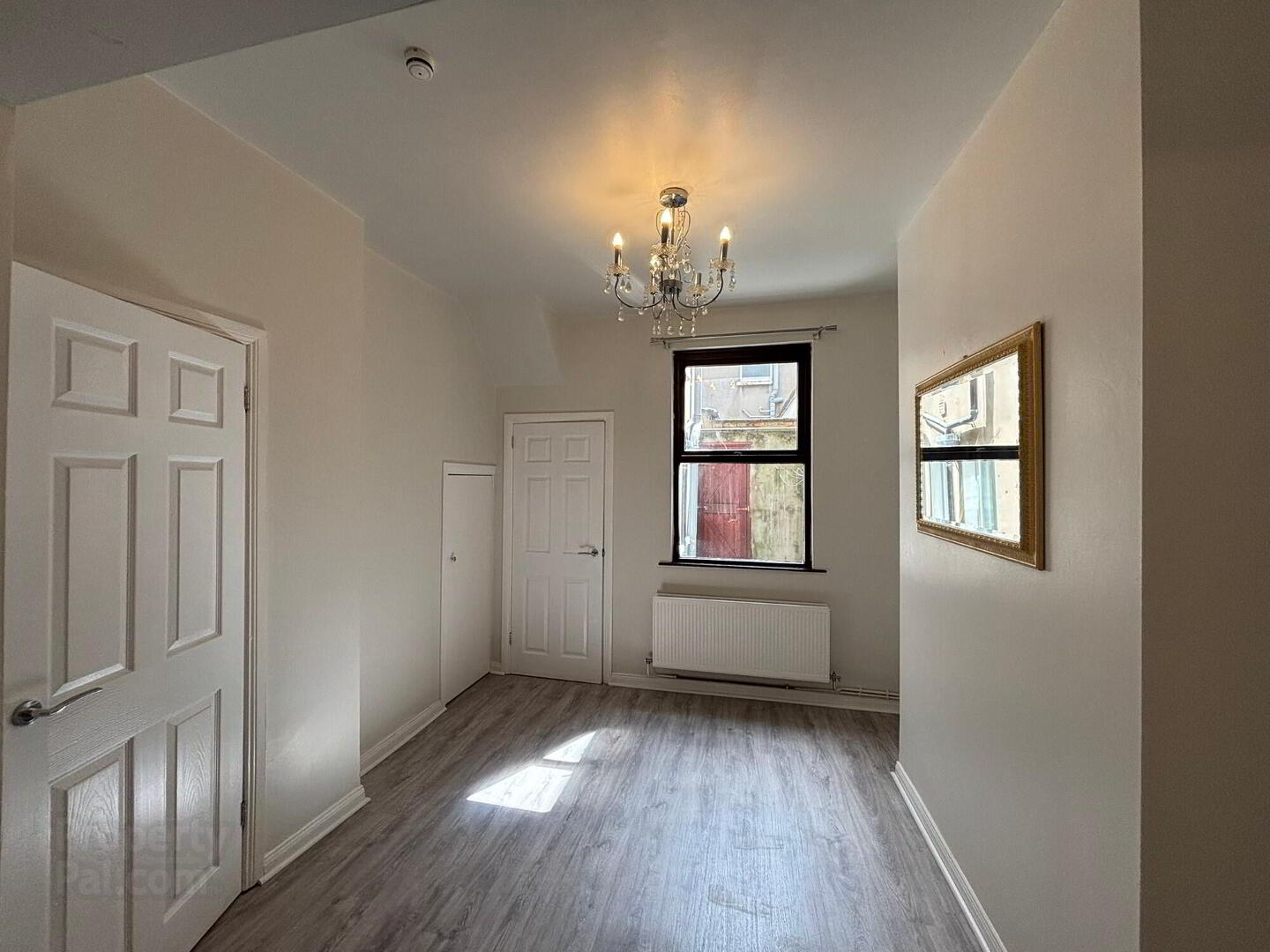 3 Ravenscroft Street 6 of 11