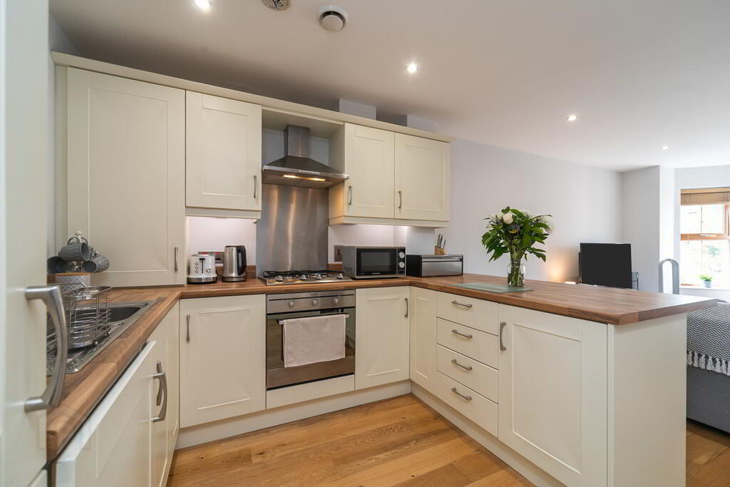 Apt 12, 120 Upper Newtownards Road 8 of 13