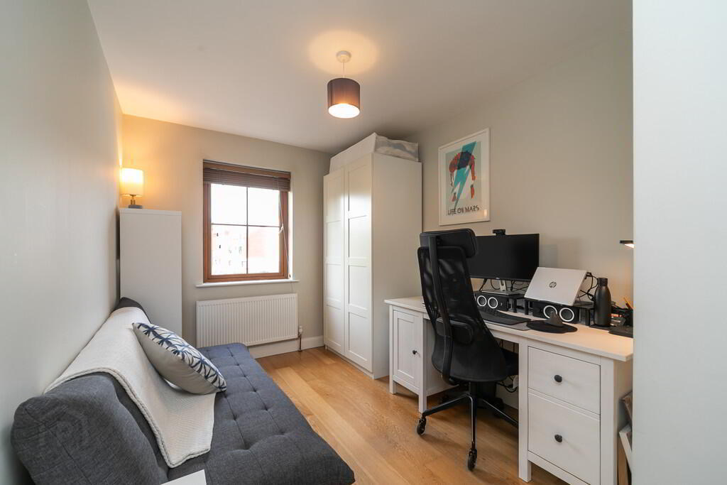 Apt 12, 120 Upper Newtownards Road 11 of 13