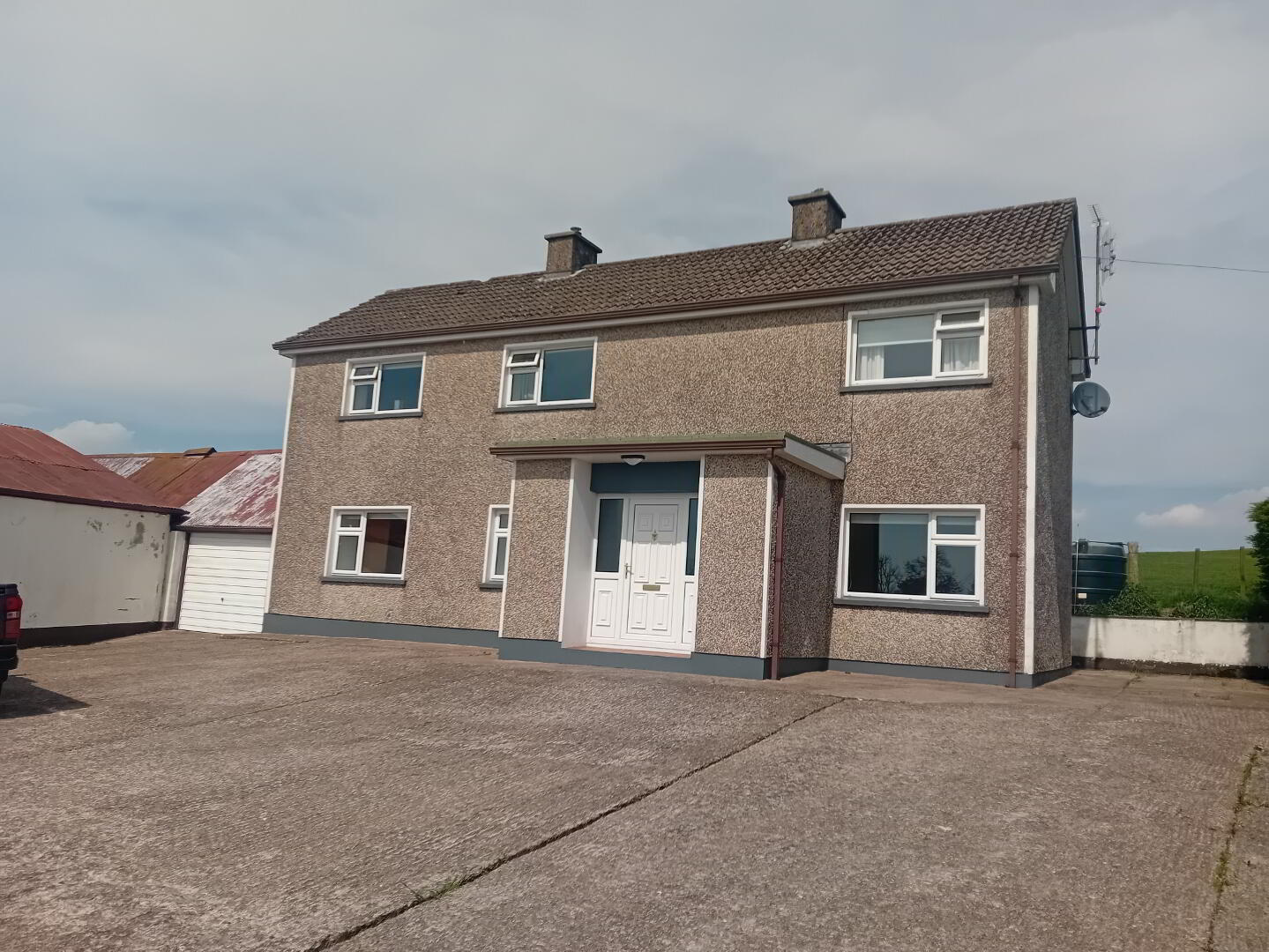 property description image