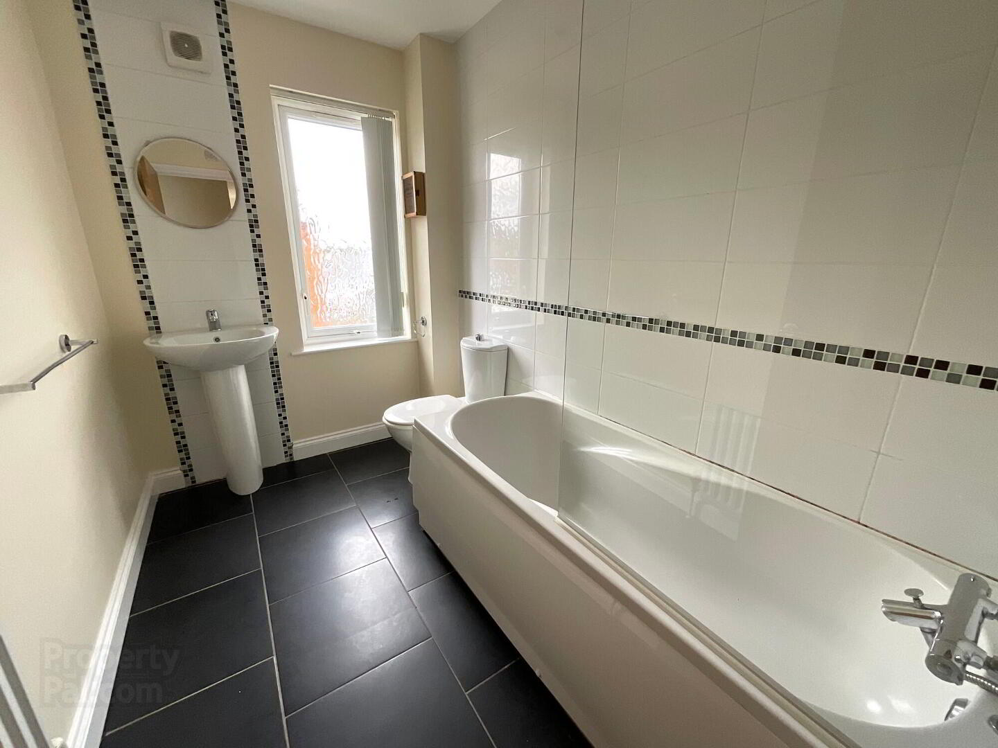 Apartment 7 244 Crumlin Road 6 of 10