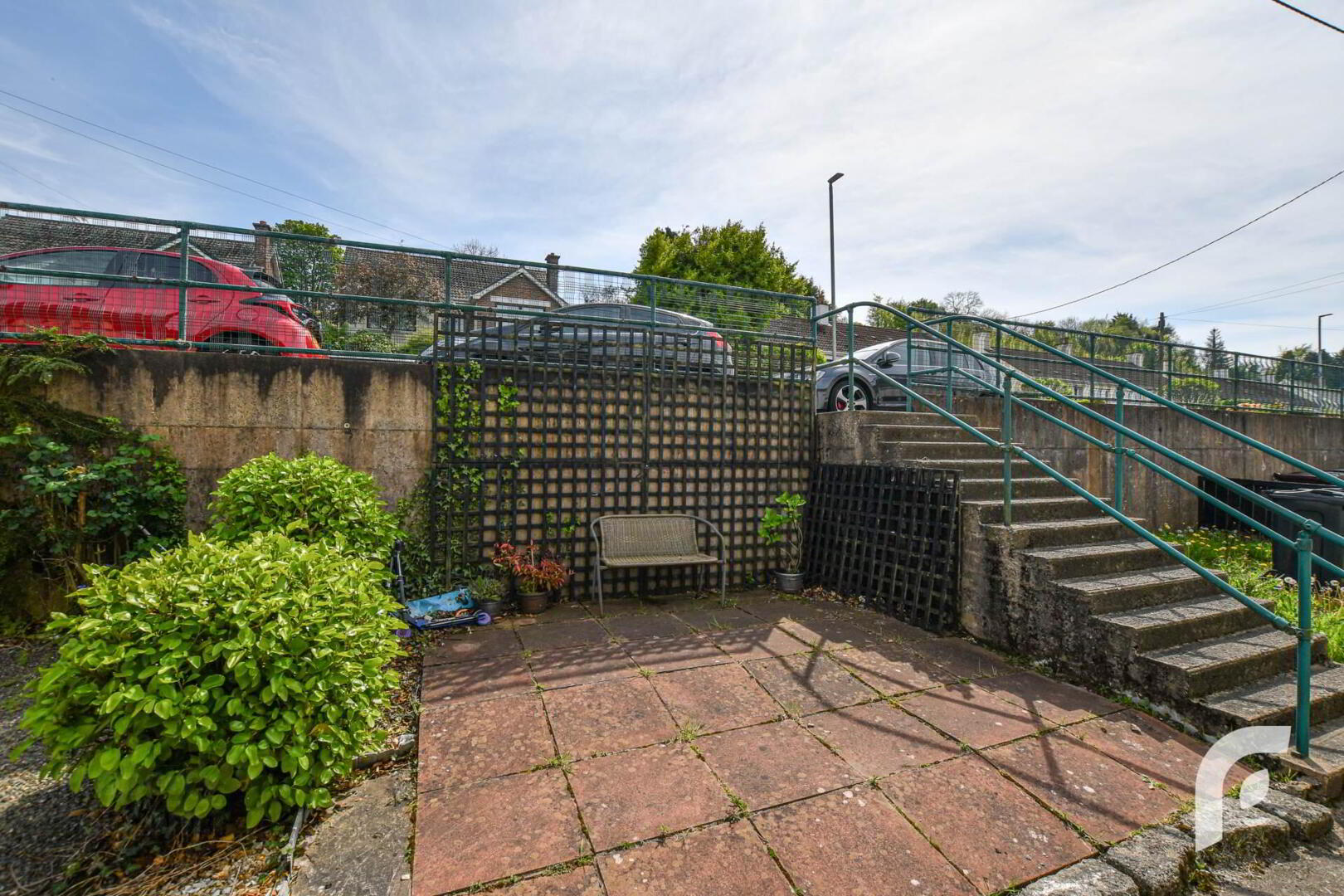 196 Lower Braniel Road 4 of 26