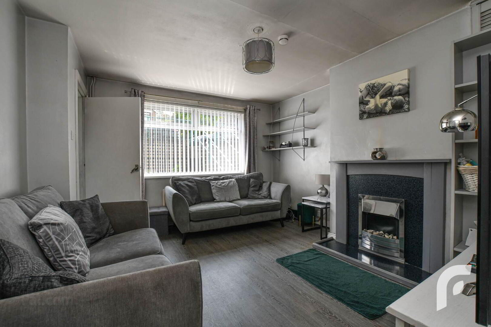 196 Lower Braniel Road 8 of 26
