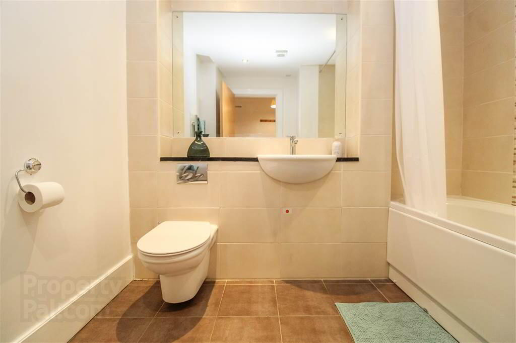 Apt, 31 Newtown Building 16 of 21