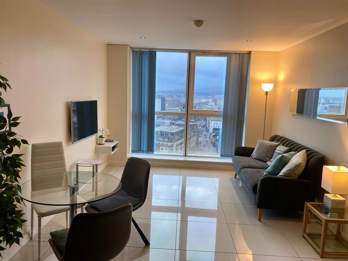 Apt 18.02 The Obel Building, Donegall Quay 3 of 9